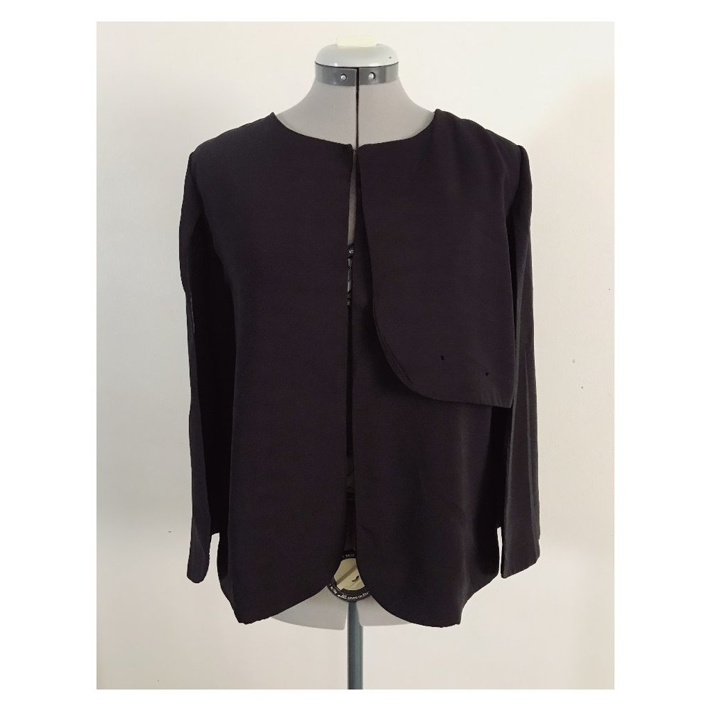 C. Luce Sz M Black Capulet Jacket Top